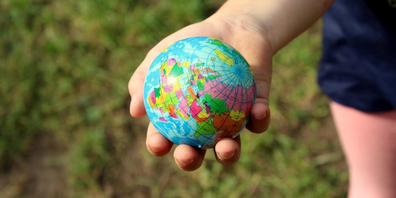 Die Welt in Deiner Hand
