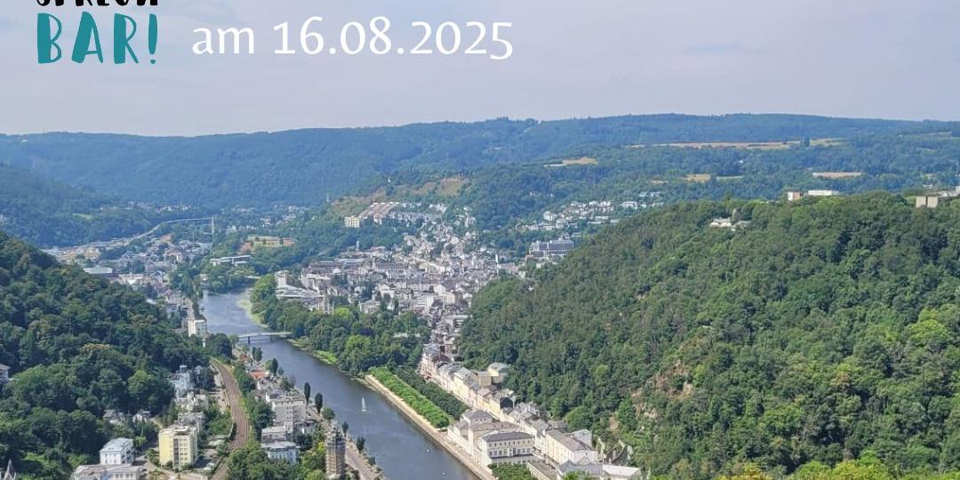 Vogelperspektive auf Bad Ems an der Lahn und die dahinter liegenden Höhenzüge