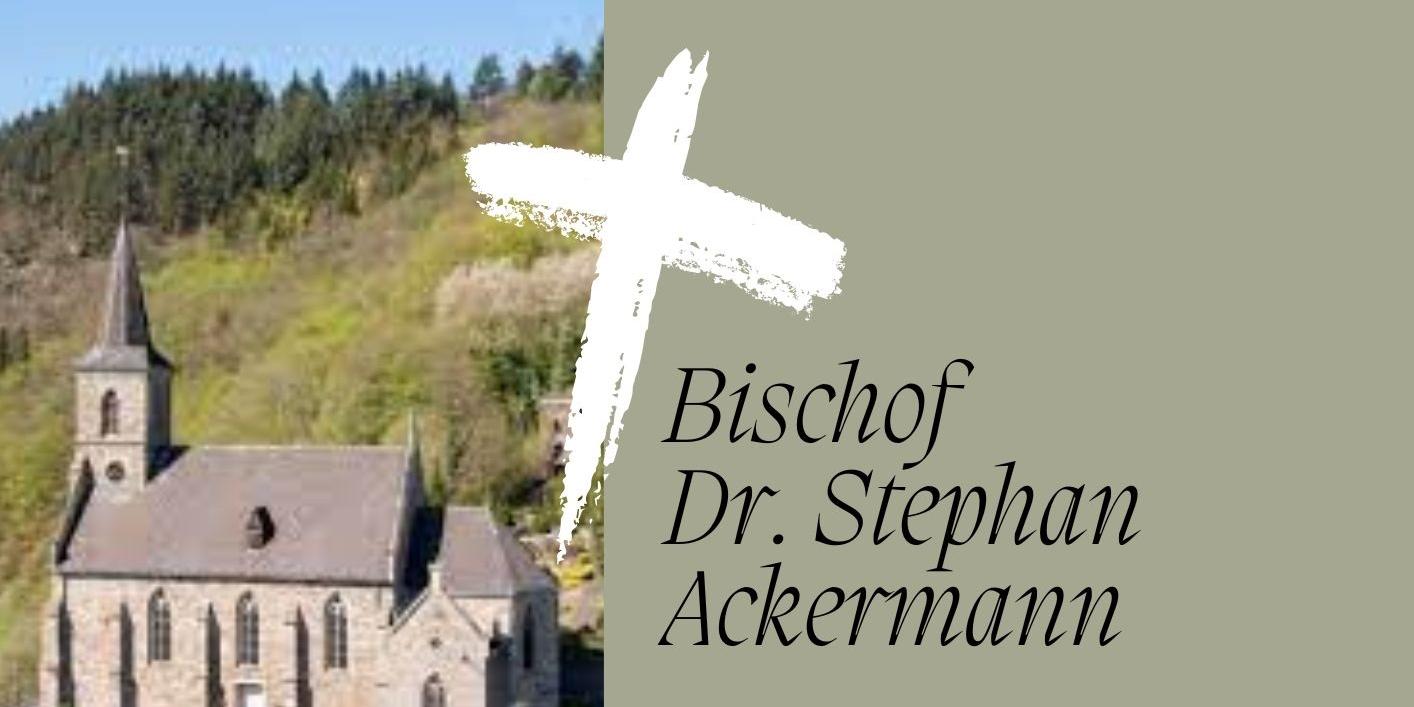 Plakat mit jeweils einem Bild der Kirche St. Katharina in Isenburg und des Bischofs Ackermann